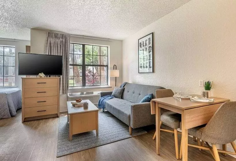 호텔 Intown Suites Extended Stay Nashville Tn   Madison