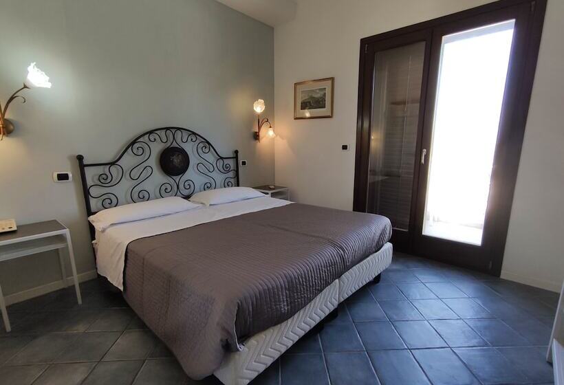 ホテル La Rosa Sul Mare