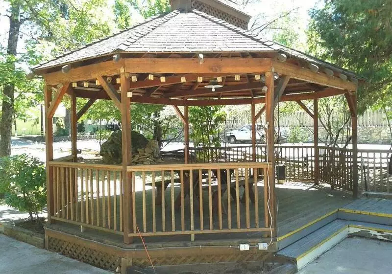 호텔 Nevada City Inn