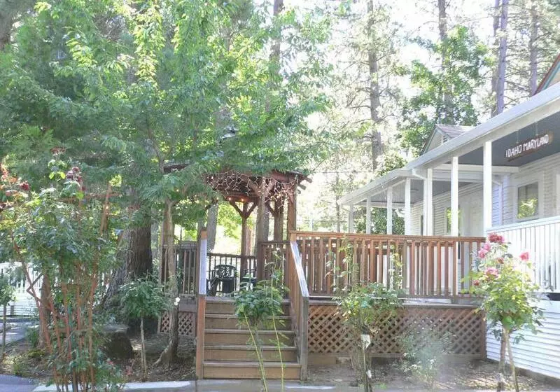 호텔 Nevada City Inn