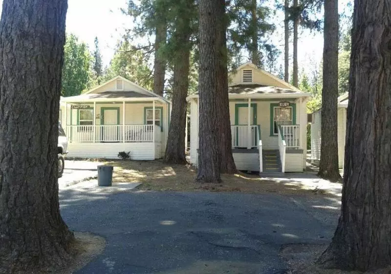 호텔 Nevada City Inn