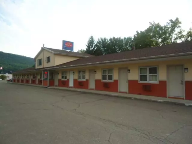 Hotelli Relax Inn
