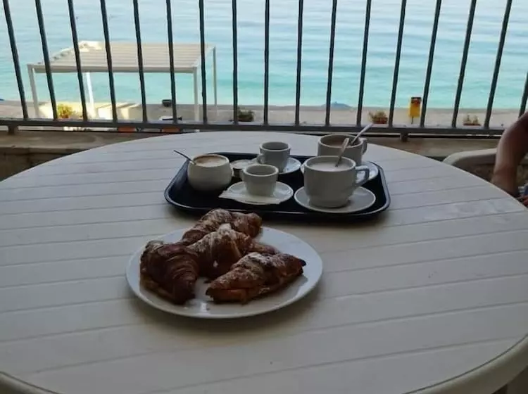 Отель Sea Palace