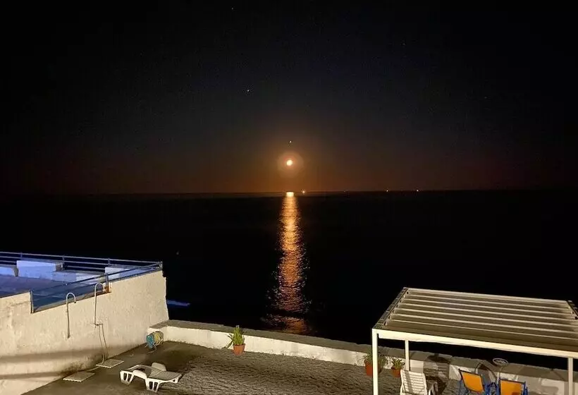 Отель Sea Palace