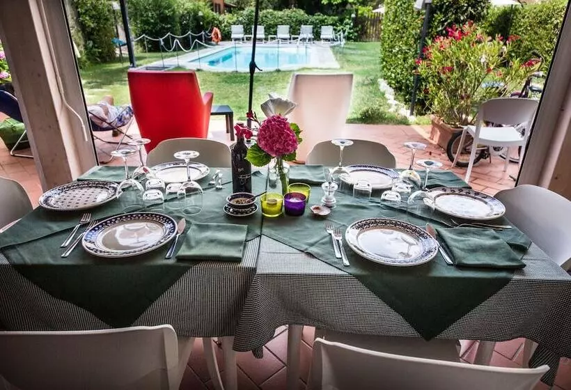 Отель Sette Archi