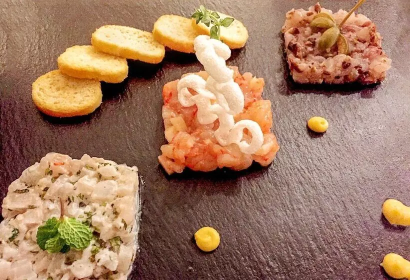 Отель Sette Archi