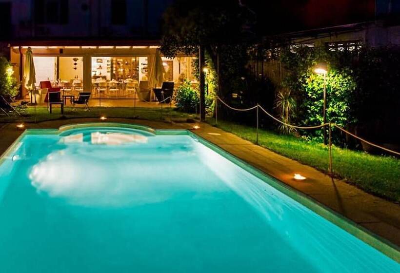 فندق Sette Archi