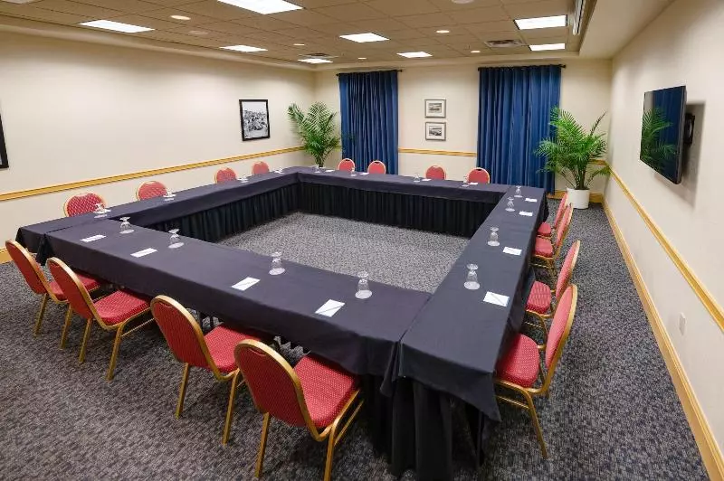 Hotel Seven Sebring Raceway