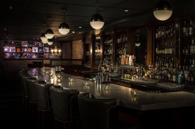 هتل The Armstrong