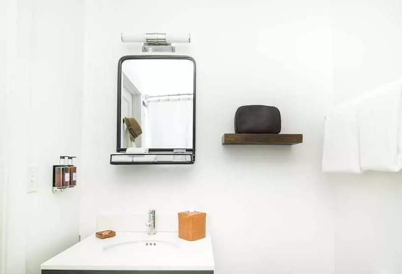 ホテル The Armstrong