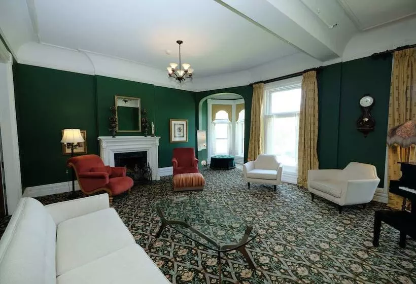 ホテル The Inn On Ferry Street