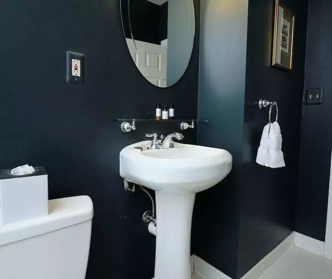 ホテル The Inn On Ferry Street