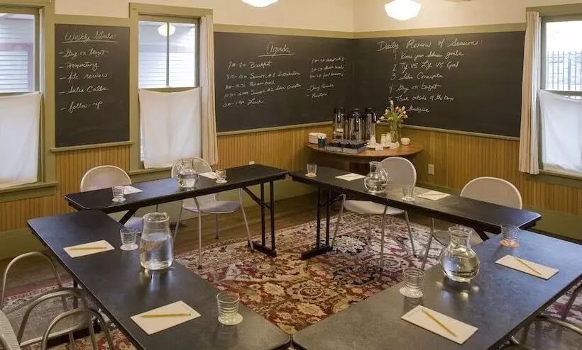 酒店 The Porches Inn At Mass Moca