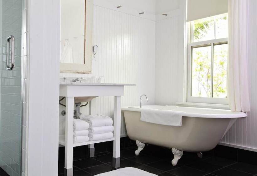 ホテル The Porches Inn At Mass Moca