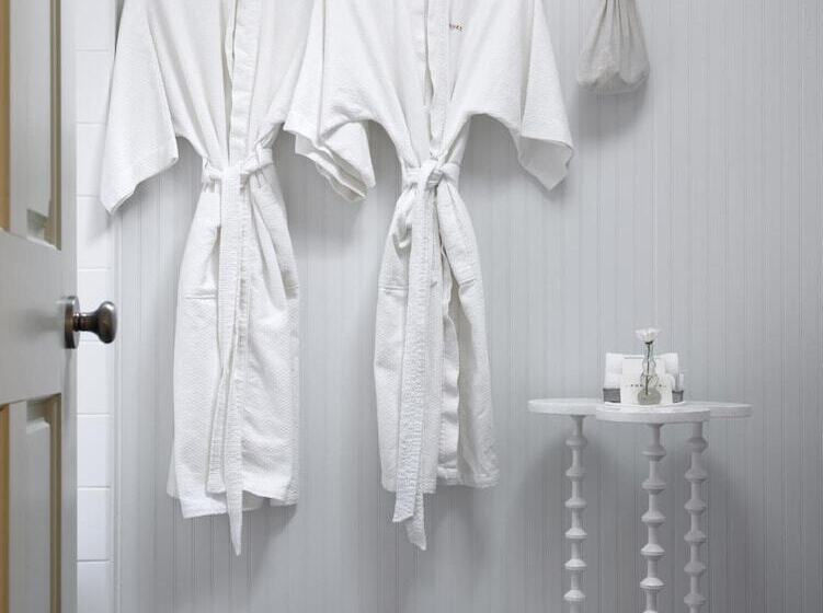 ホテル The Porches Inn At Mass Moca