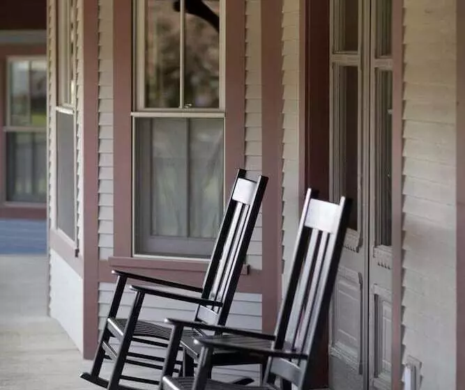 酒店 The Porches Inn At Mass Moca