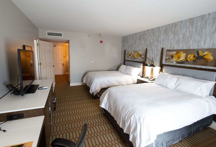 Virginia Crossings Hotel, Tapestry Collection By Hilton