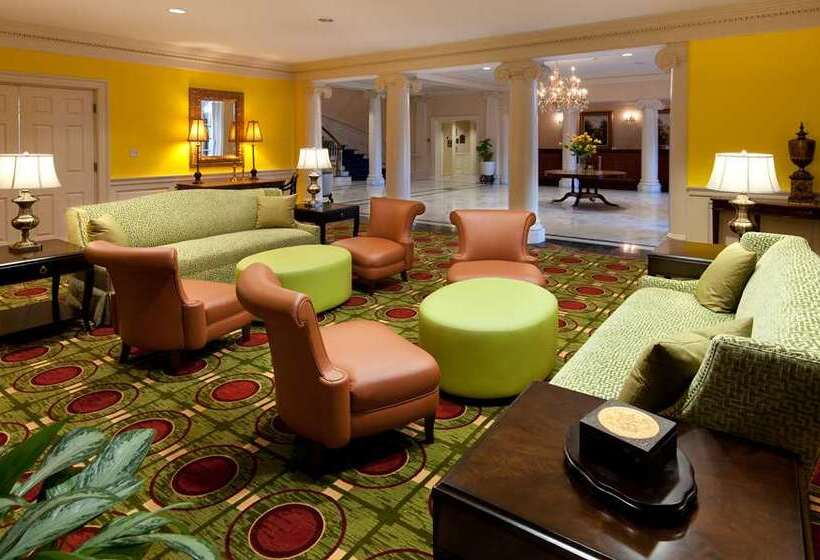 Virginia Crossings Hotel, Tapestry Collection By Hilton