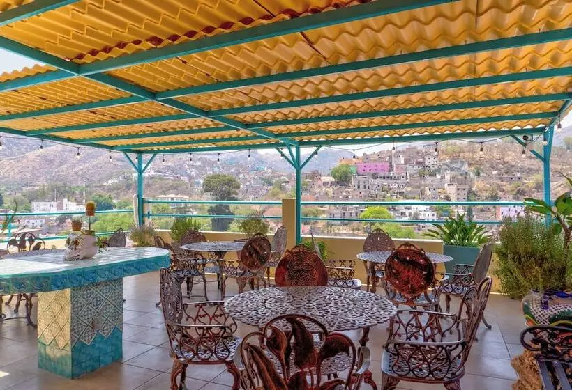 هتل Casa De Colores