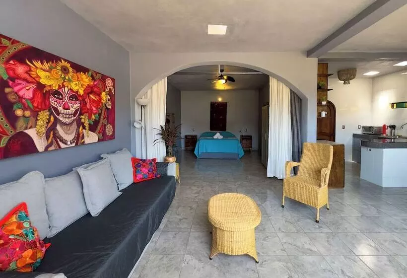 هتل Casa De Colores