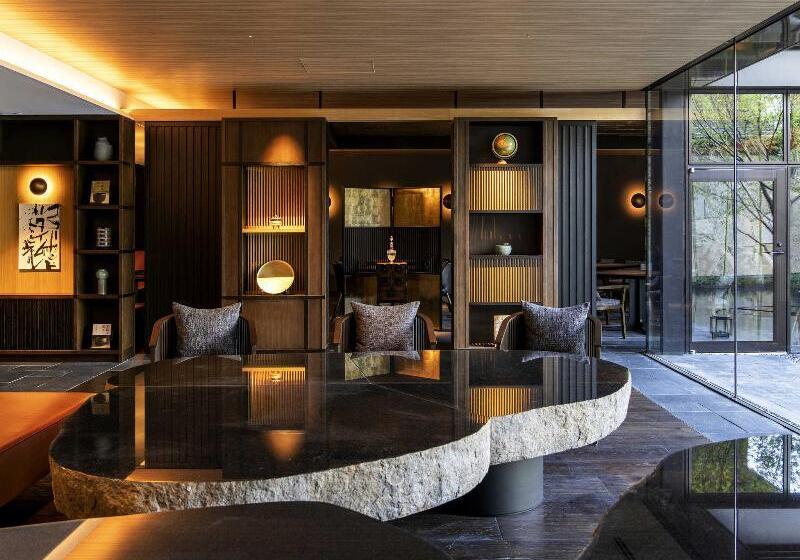 בית מלון כפרי Garrya Nijo Castle Kyoto   Banyan Group