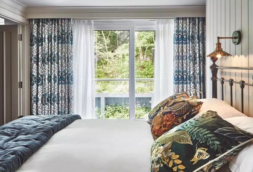 Hotelli No.26 By The Sea