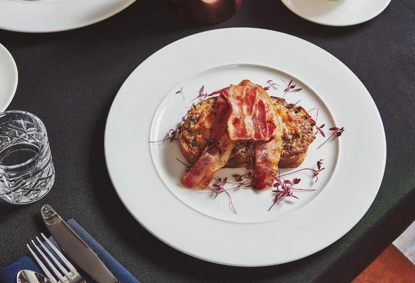 Hotel No.26 By The Sea