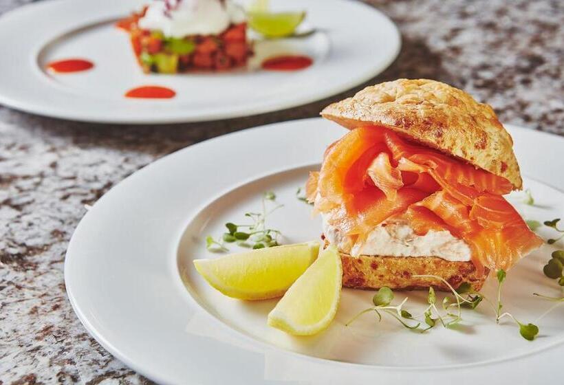 Hotel No.26 By The Sea