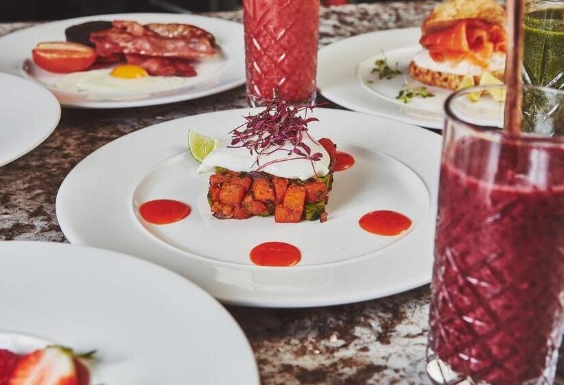 Hotel No.26 By The Sea