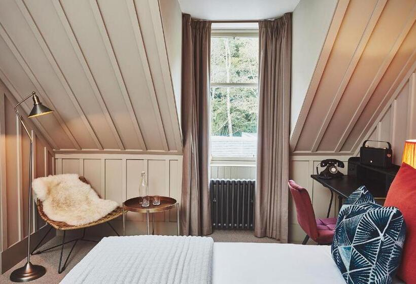 Hotel No.26 By The Sea