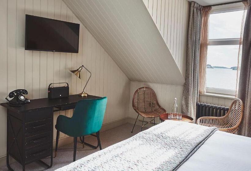 Hotel No.26 By The Sea