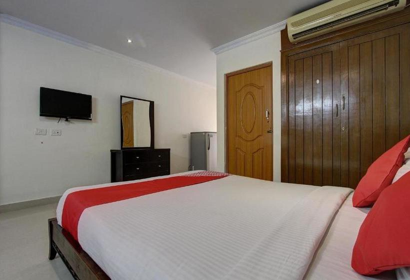 Отель Oyo 45416 The Naagaa Residency