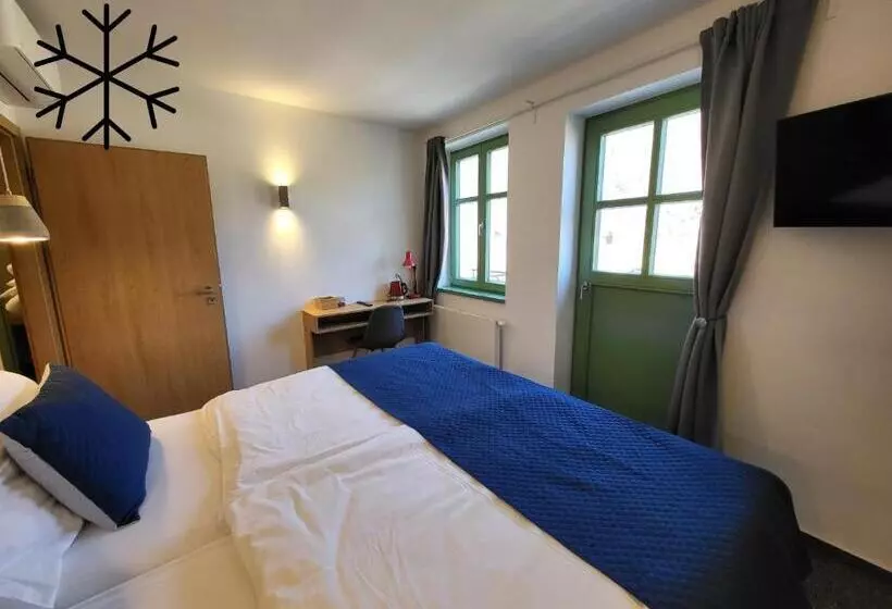 Hotelli Pension Jitřenka Hřensko