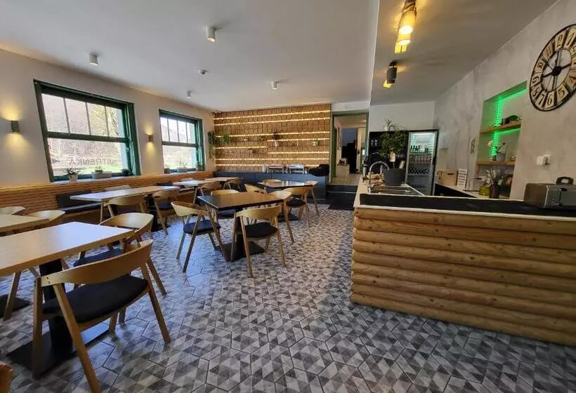 Hotelli Pension Jitřenka Hřensko