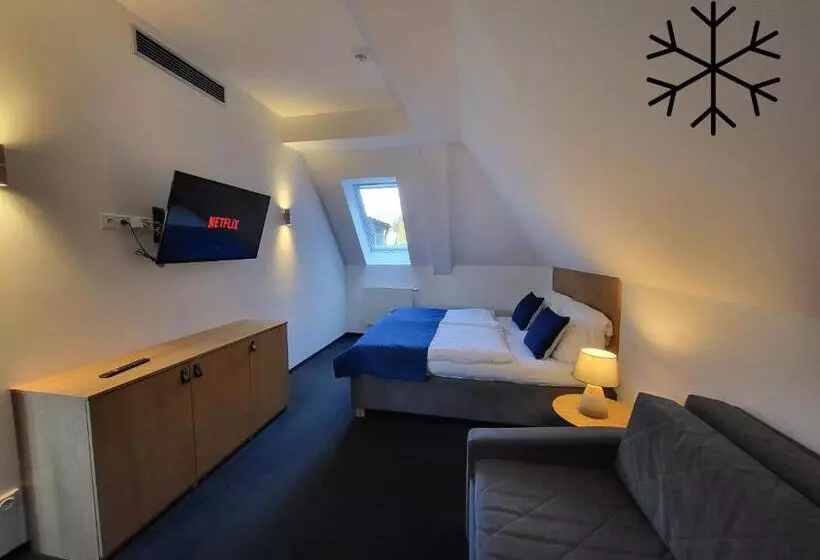 Hotelli Pension Jitřenka Hřensko