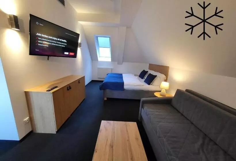 Hotelli Pension Jitřenka Hřensko