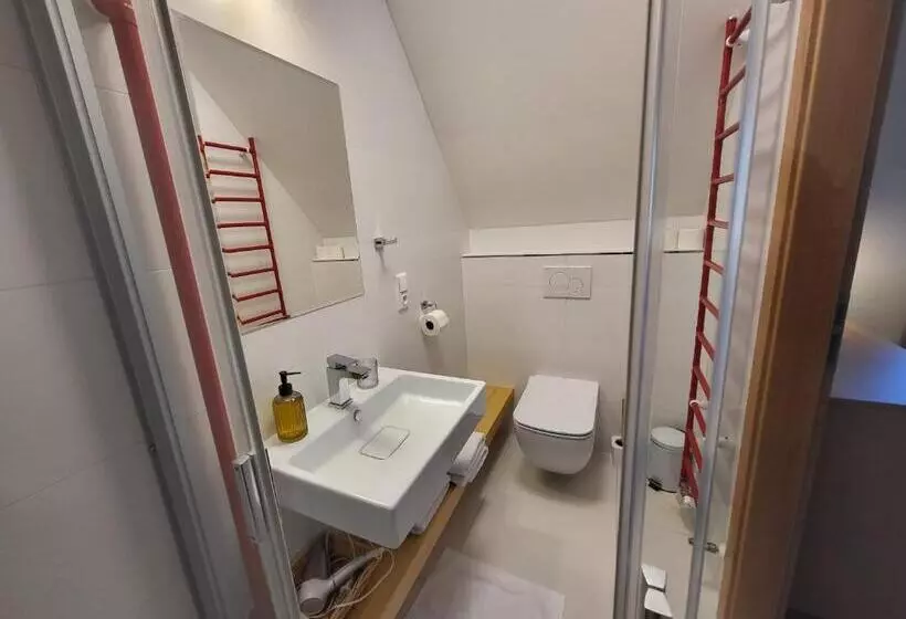 Hotelli Pension Jitřenka Hřensko