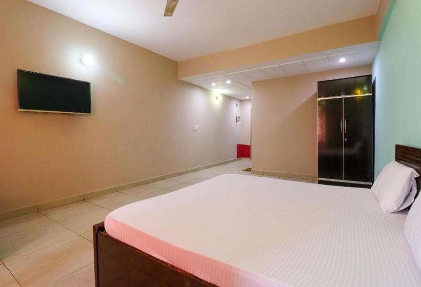 Hotelli Spot On Shree Shyam