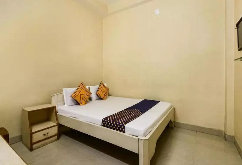 Vaccinated Staff- Spot On 75446 Hotel Punjab