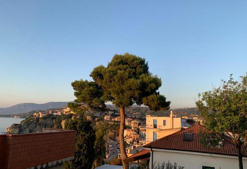 ペンション Anreale Rooms Agropoli