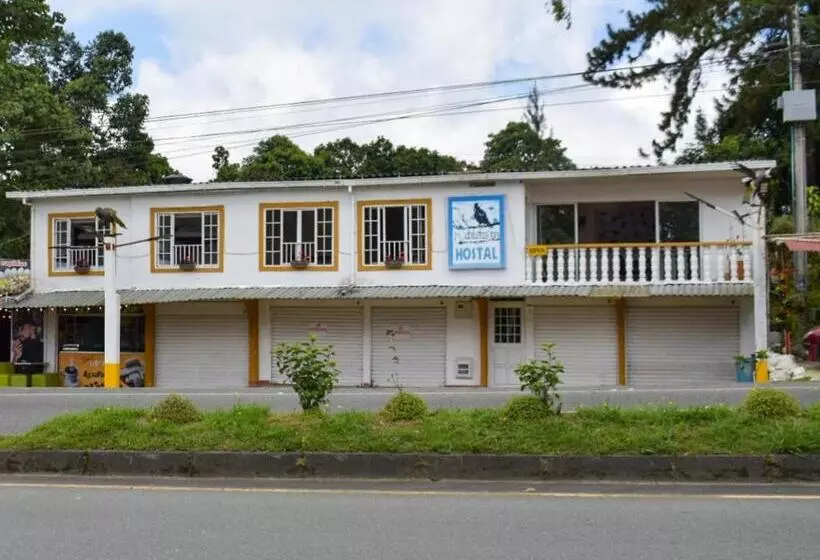 ペンション Hostal Mochileros Inn