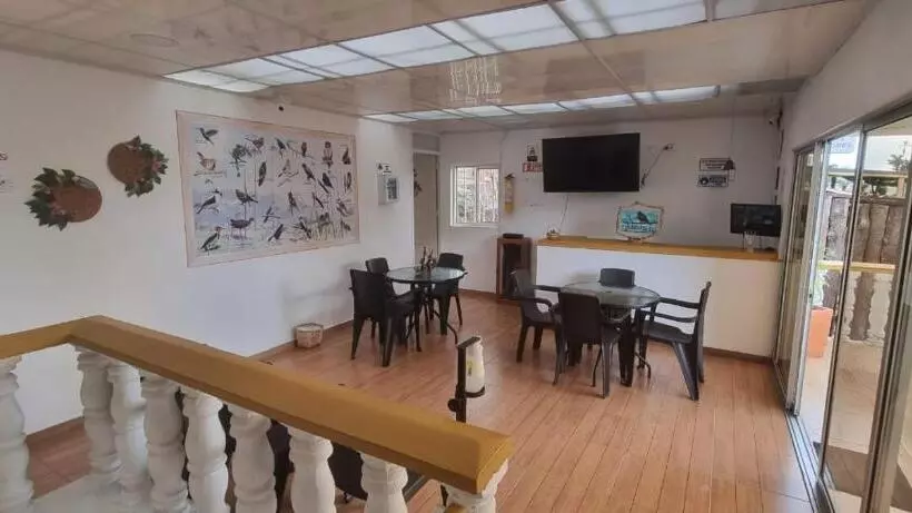 ペンション Hostal Mochileros Inn