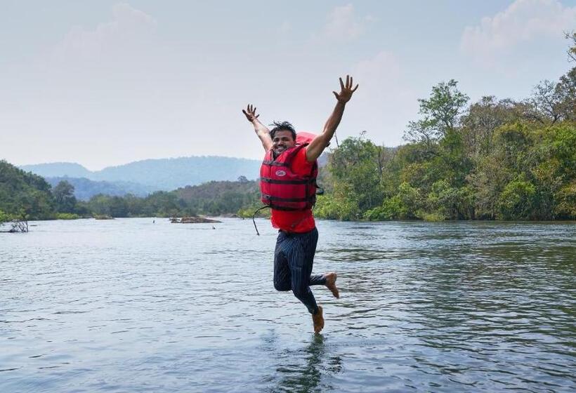 Whistling Woodzs Resort