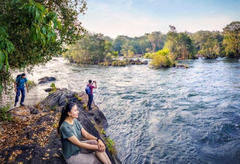 Whistling Woodzs Resort