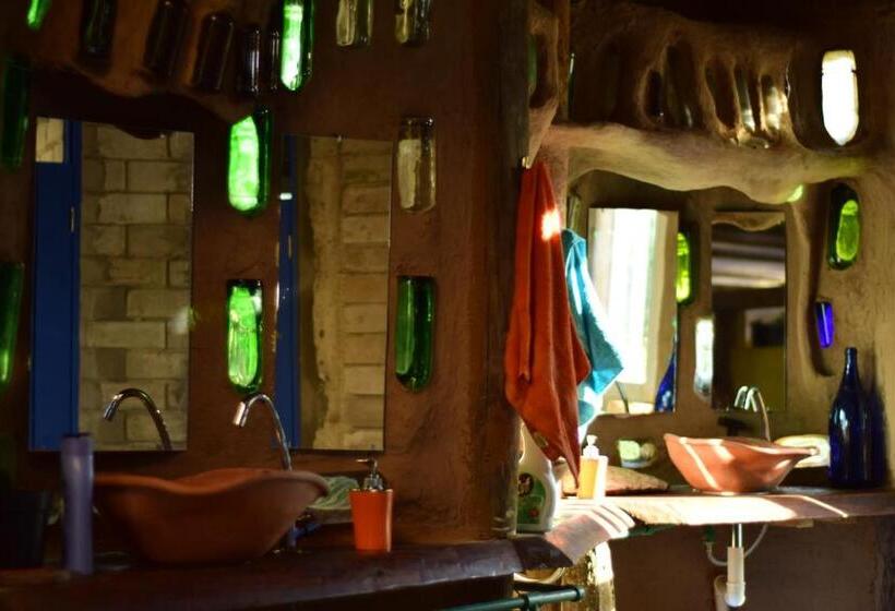 ユースホステル Lo De Ro