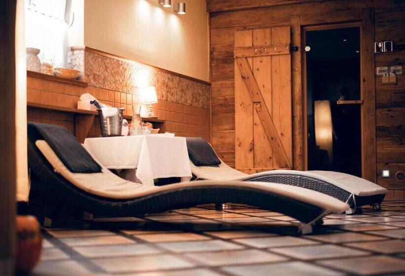 호스텔 Penzion Pivnice Jítravský Dvorec