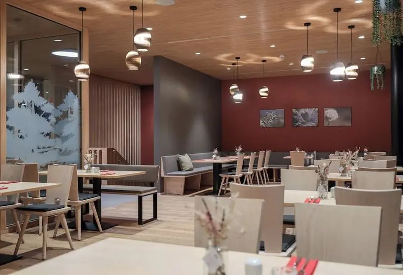 Aves Hotel Savognin