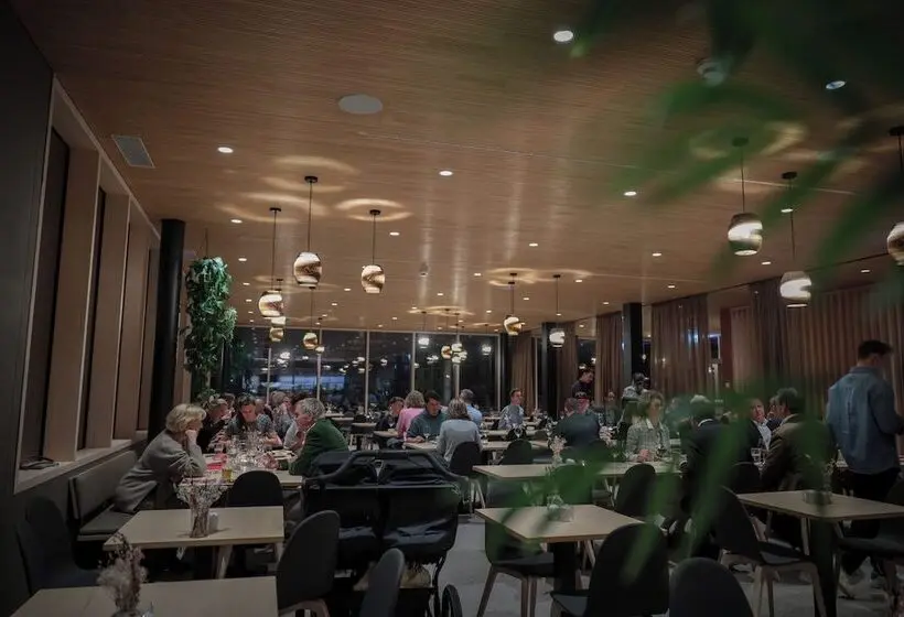 Aves Hotel Savognin