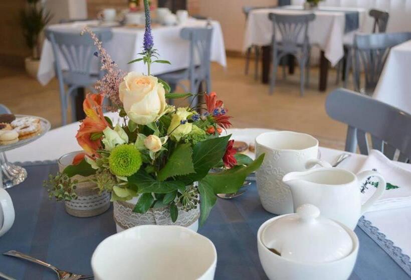 민박 Somhegyi öreg Hársfák Major Vendégház