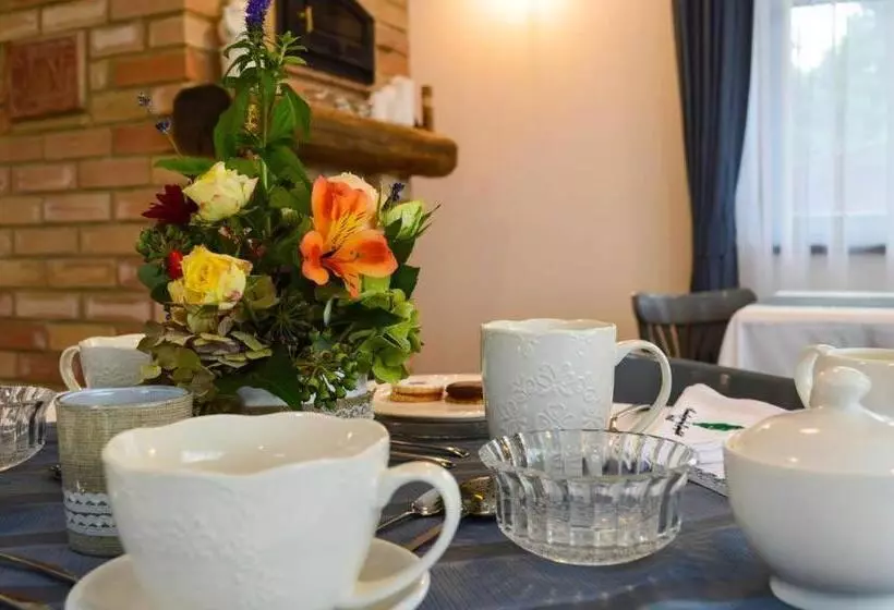 Aamiaismajoitus (B&B) Somhegyi öreg Hársfák Major Vendégház
